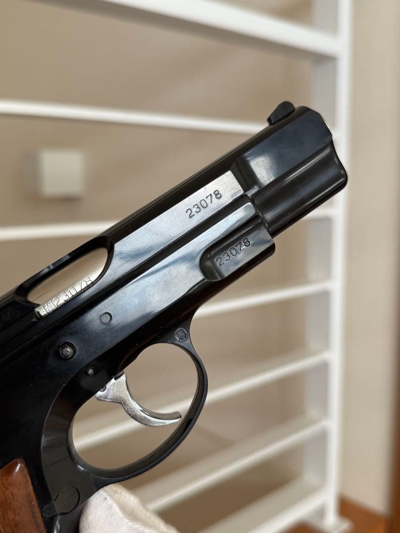 MGC cz75 木製グリップ スペアマガジン フルセット ガスブロ ガスガン