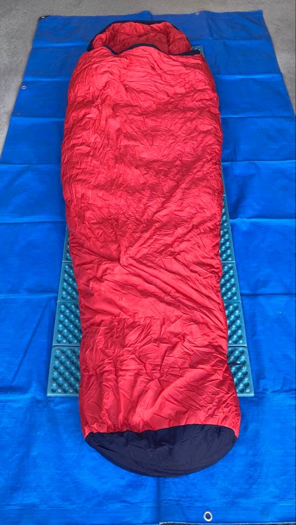 テンシャン (天山) ダウンシュラフ　900 left zipper