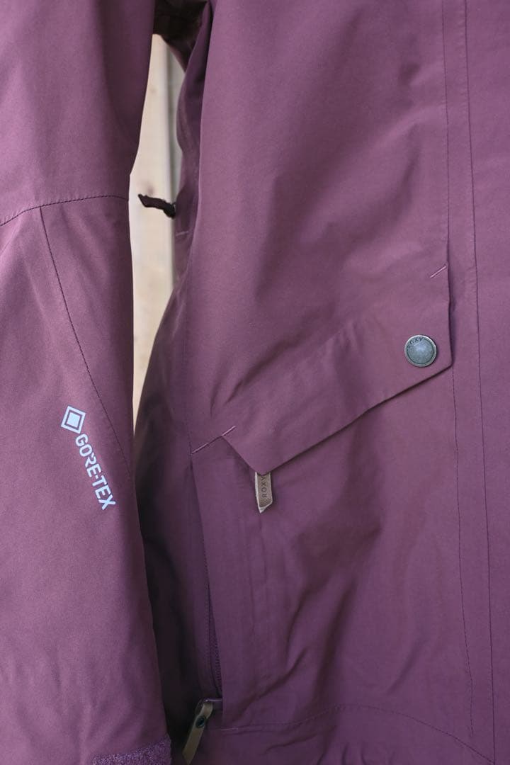 2026/2/13クリーニング済　ROXY GORE-TEXスノーボードウェア