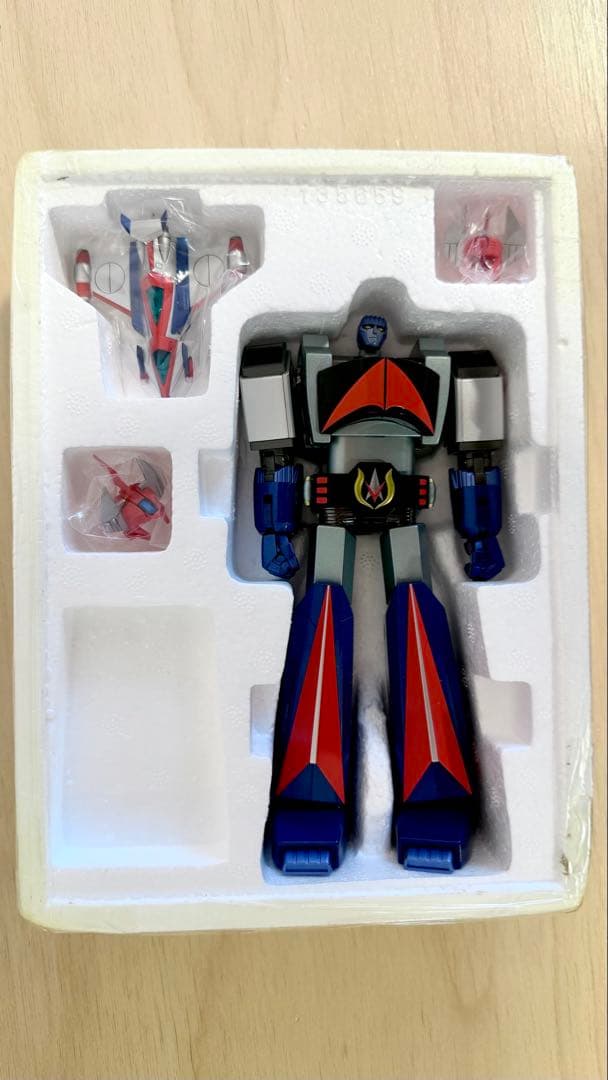 バンダイ 超合金魂　GX-62 ダンガード A