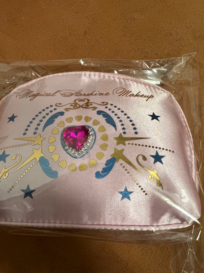 西野カナ　コンサート　ライブ　グッズ　2025 ポーチ　希少　レア　カナやん