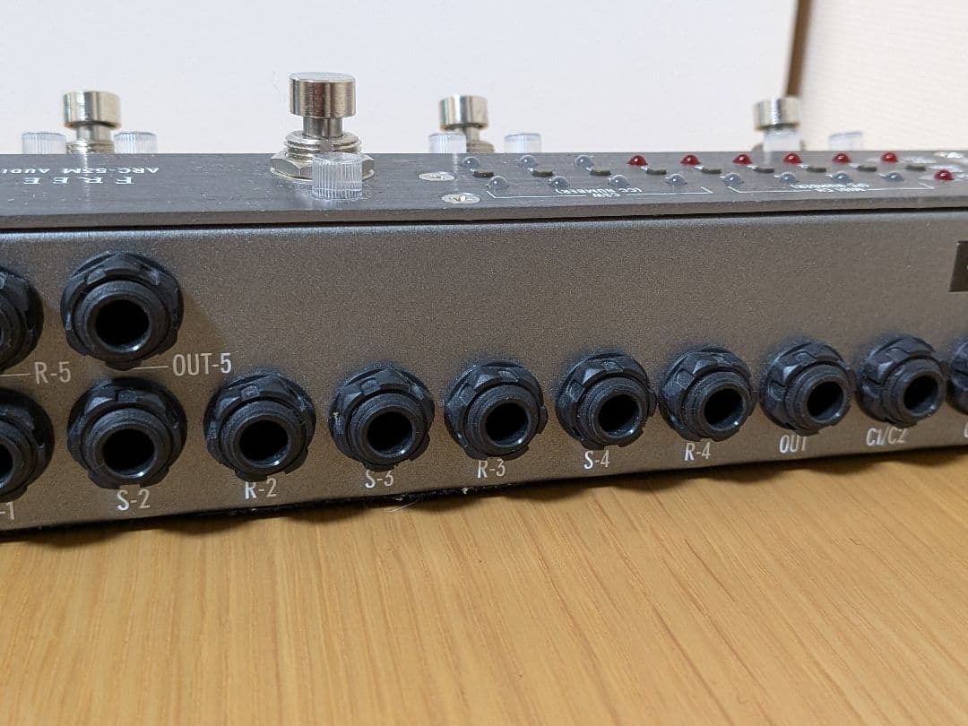 free the tone arc-53m スイッチャー