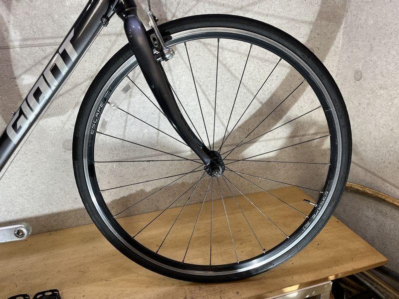 GIANT ESCAPE R3 クロスバイク sizeM　ブルーカラー