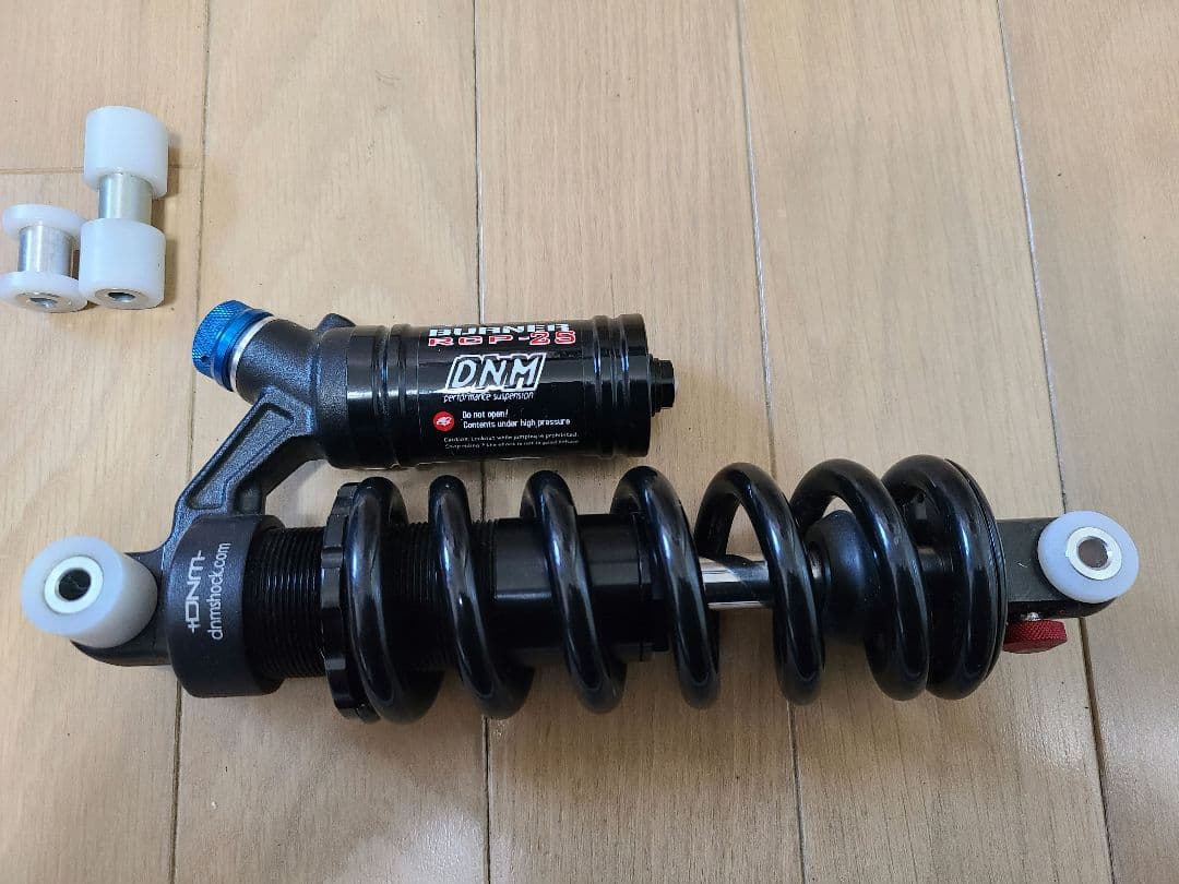DNM RCP-2S リアサスペンション