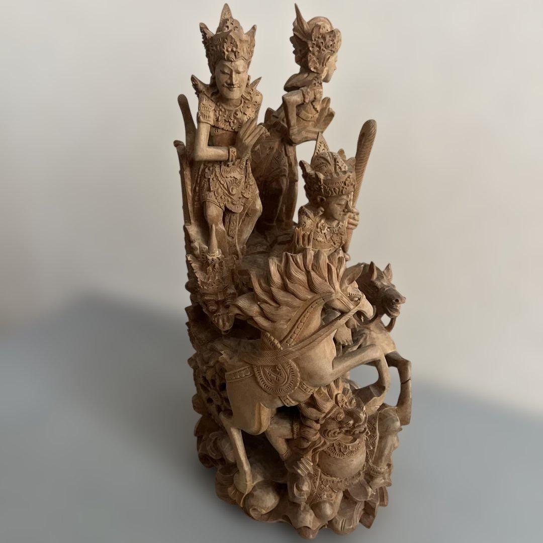 バリ島　木製神話彫刻 約30cm