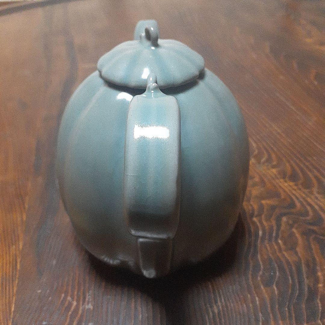 11世紀髙麗青磁瓜型水注