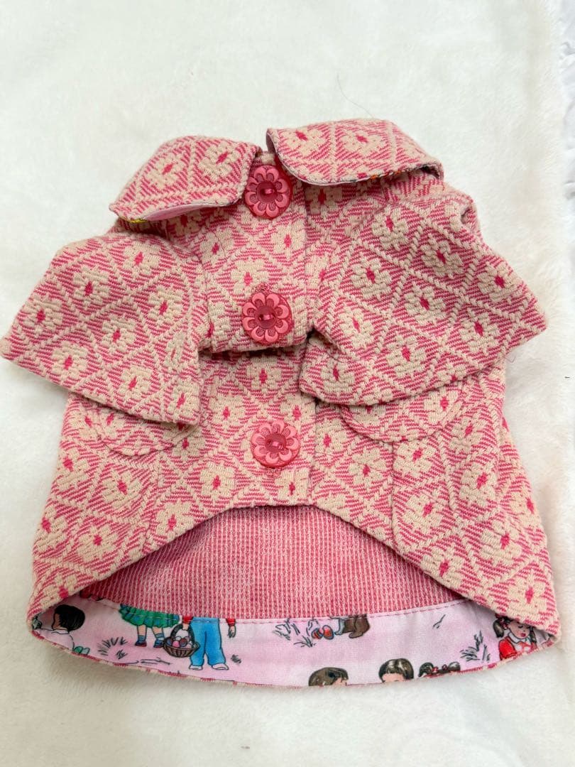 ピンクの花柄コート　18号