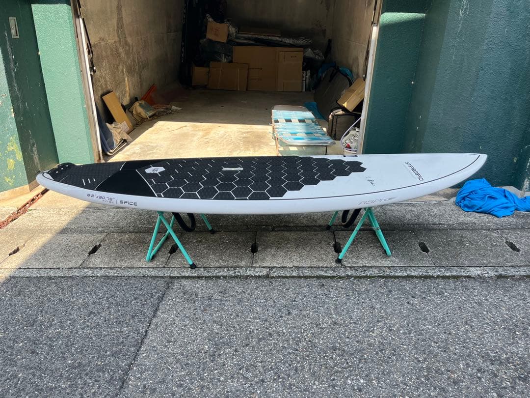 美品SUPボード2025年スターボード8’2”
