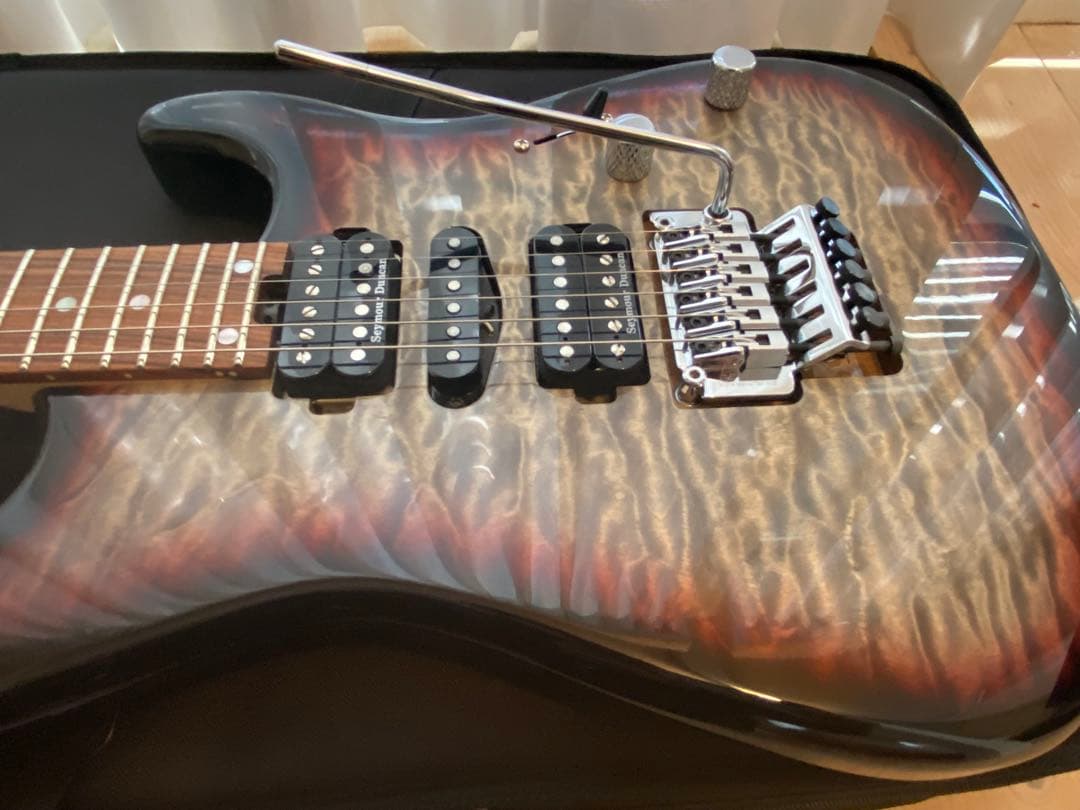 ギター Charvel MJ SD S1 HSH FR QM MNG
