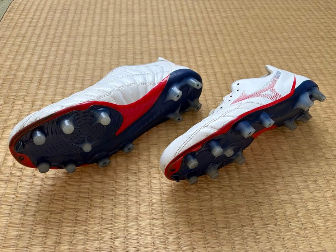 ミズノ　レビュラカップエリート　26