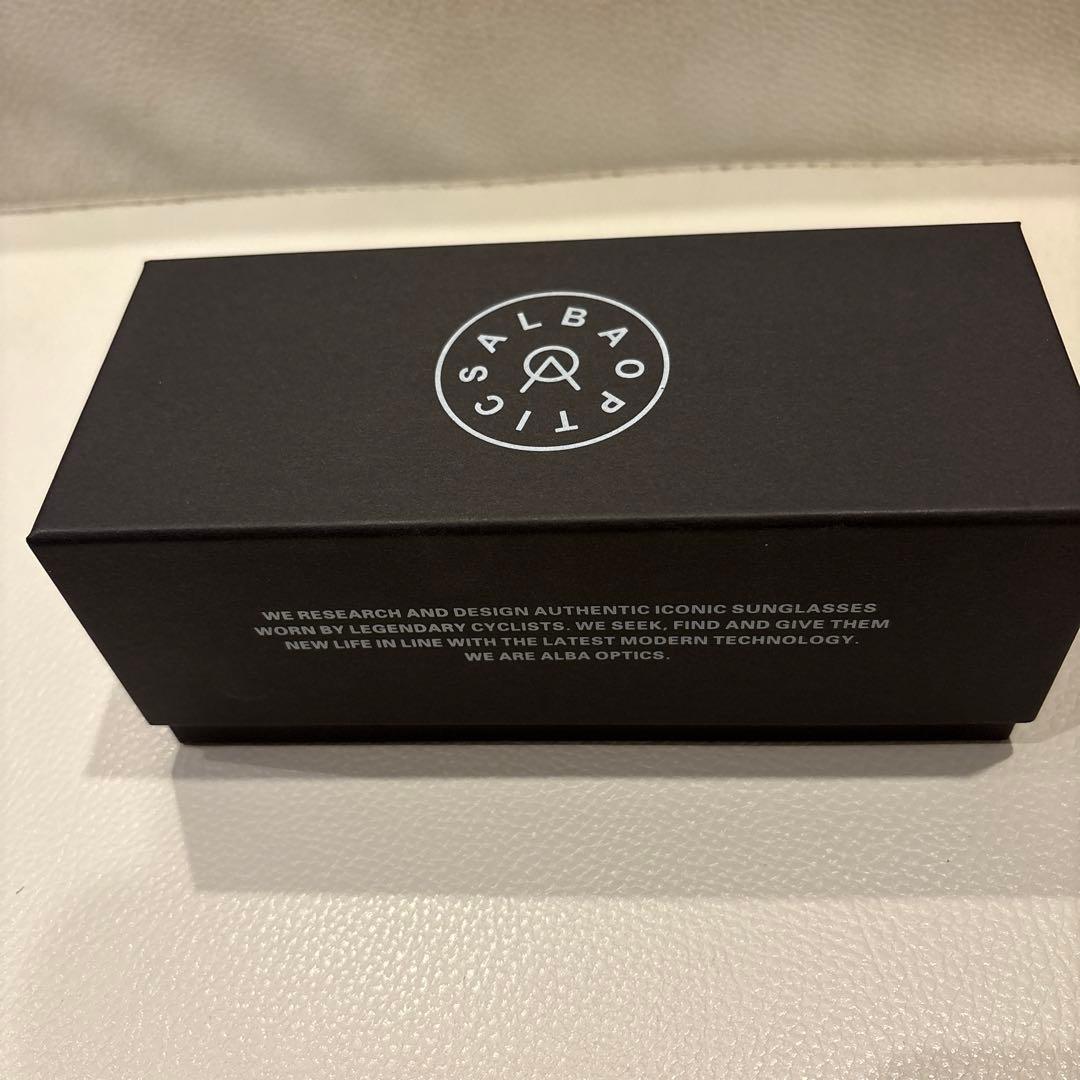 ALBAOPTICS STRATOS 調光レンズ