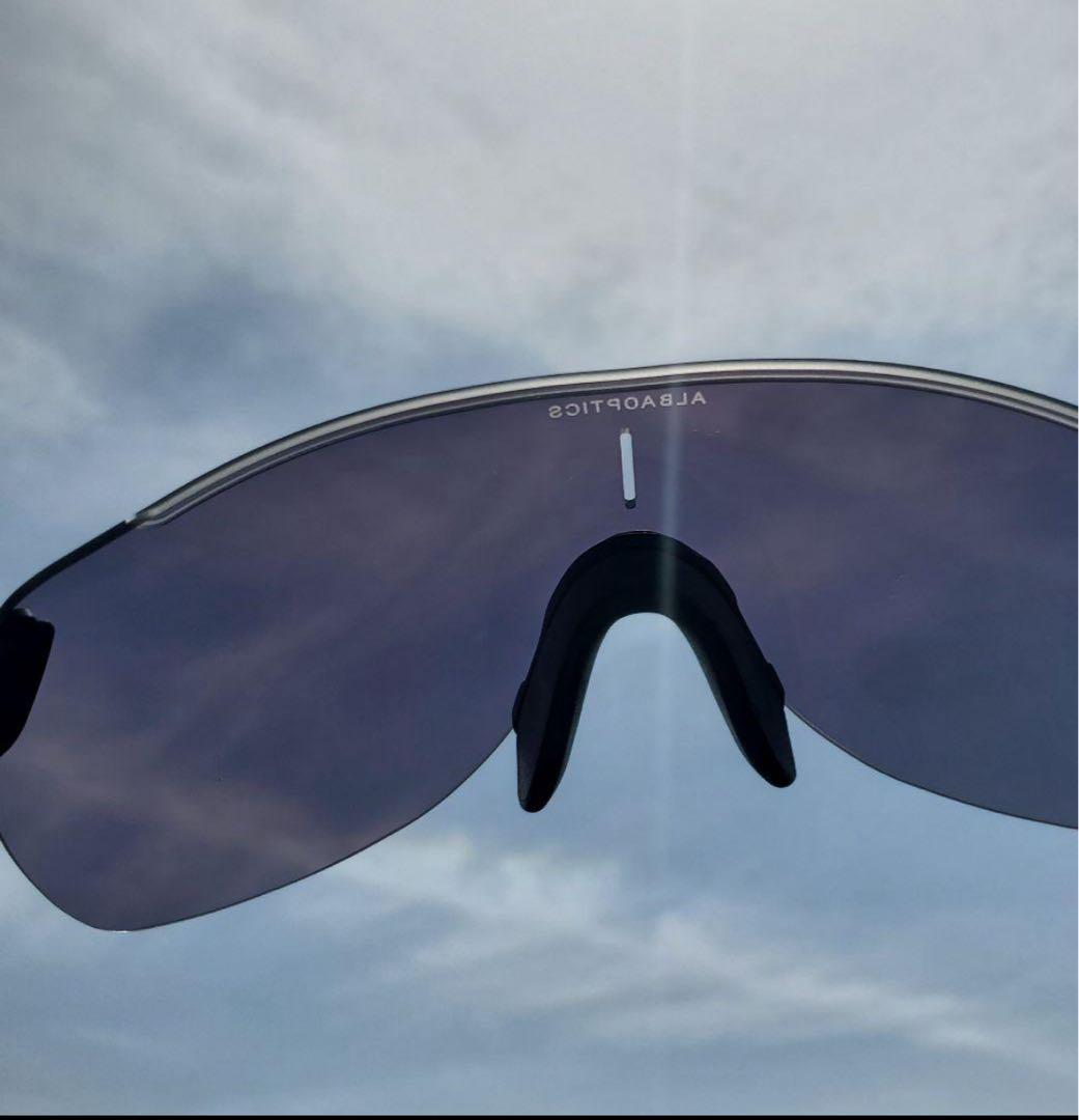 ALBAOPTICS STRATOS 調光レンズ