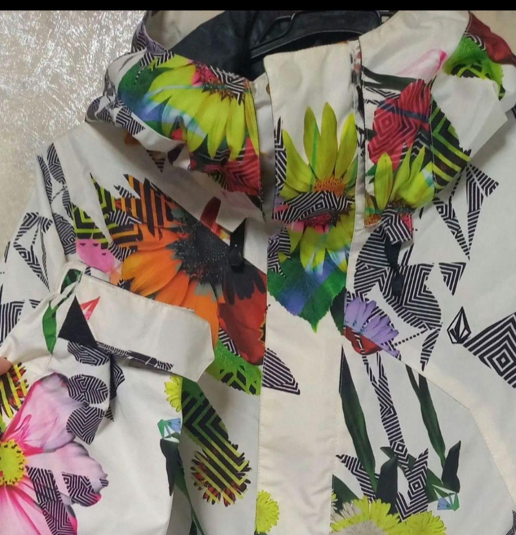 VOLCOM ボルコム スノーボードウェア スキーウェア