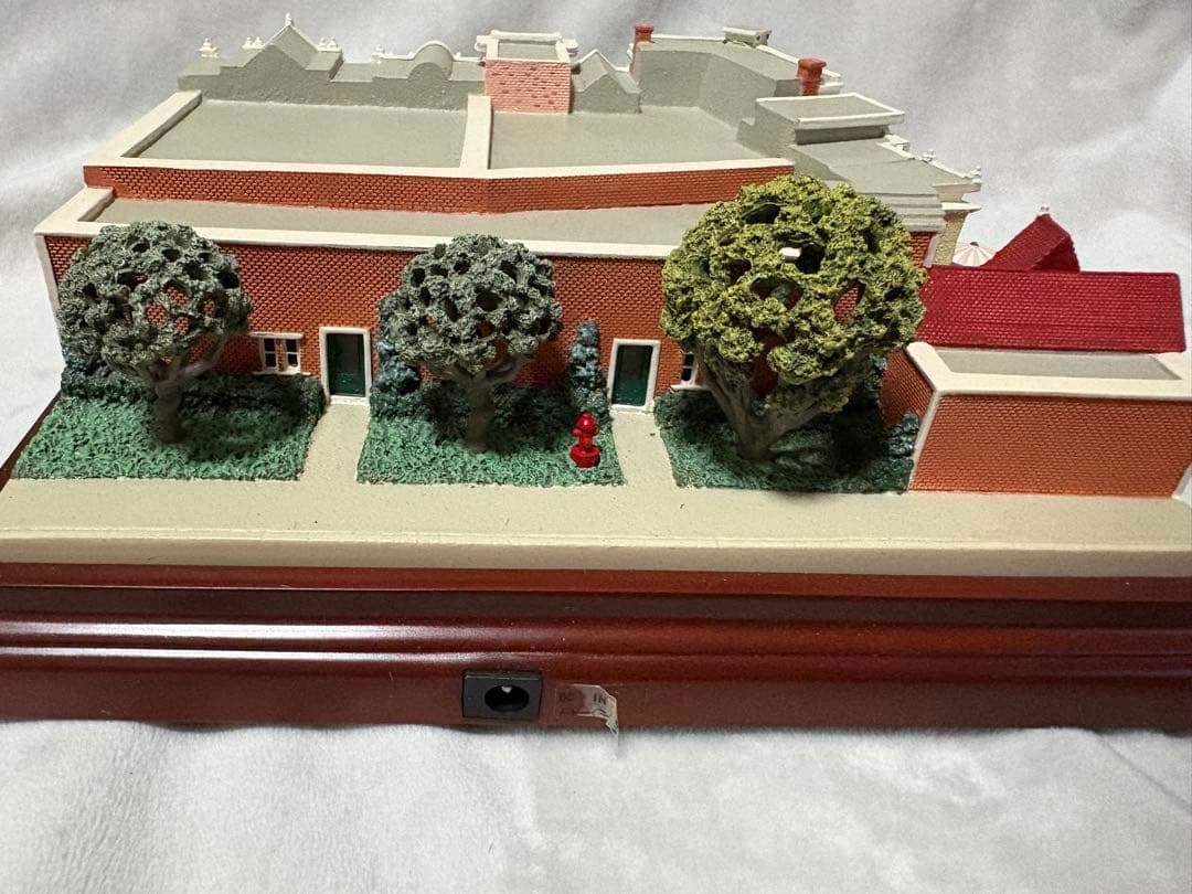 ひ*り様 オルショウスキー USA カーネーションカフェ ミニチュア ディズニー