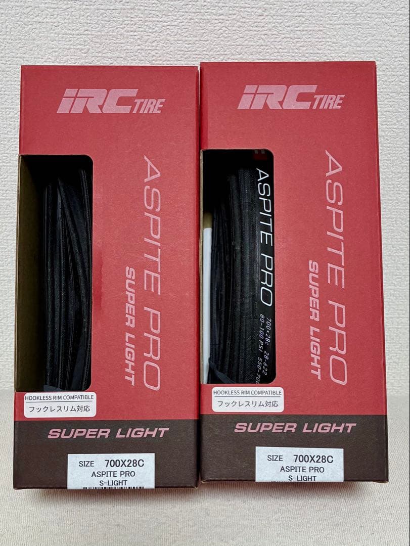 IRC Aspite Pro SuperLight 700x28C タイヤ 2本