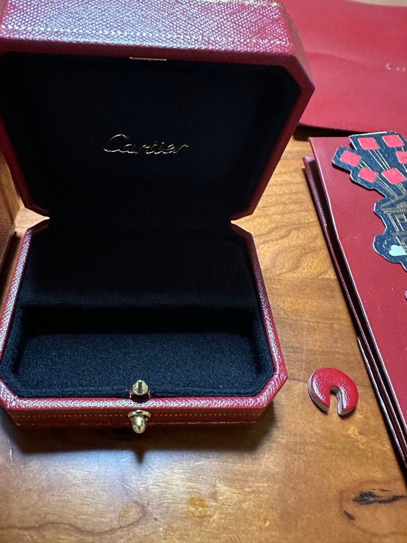 カルティエ空き箱(ジュエリーボックス(リング、ピアス用)、外箱、紙袋のセット)