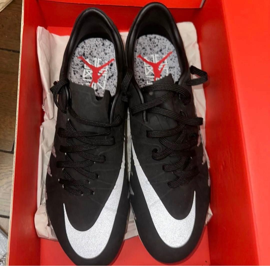 [新品希少]ネイマール×ジョーダン　ハイパーヴェノム フィニッシュ NJR