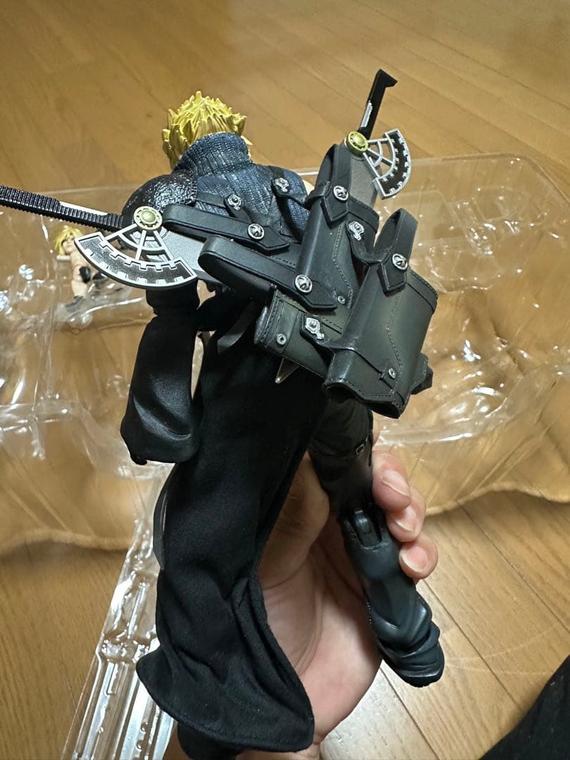 クラウド フィギュア フェンリル プレイアーツ改 ファイナルファンタジー