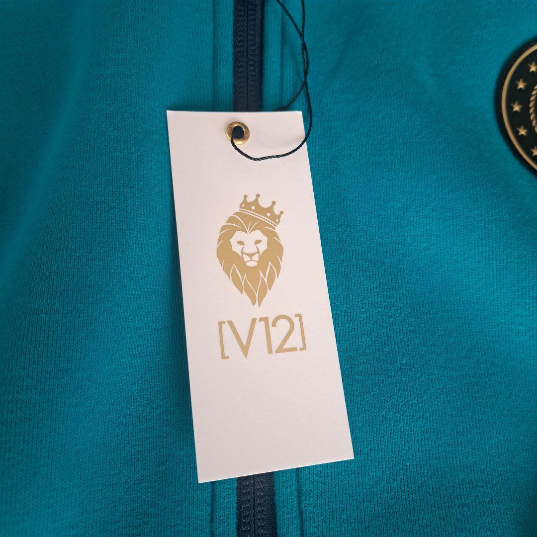 ☆新品未使用品☆V12☆￥27500☆ゴルフウェア☆Lサイズ