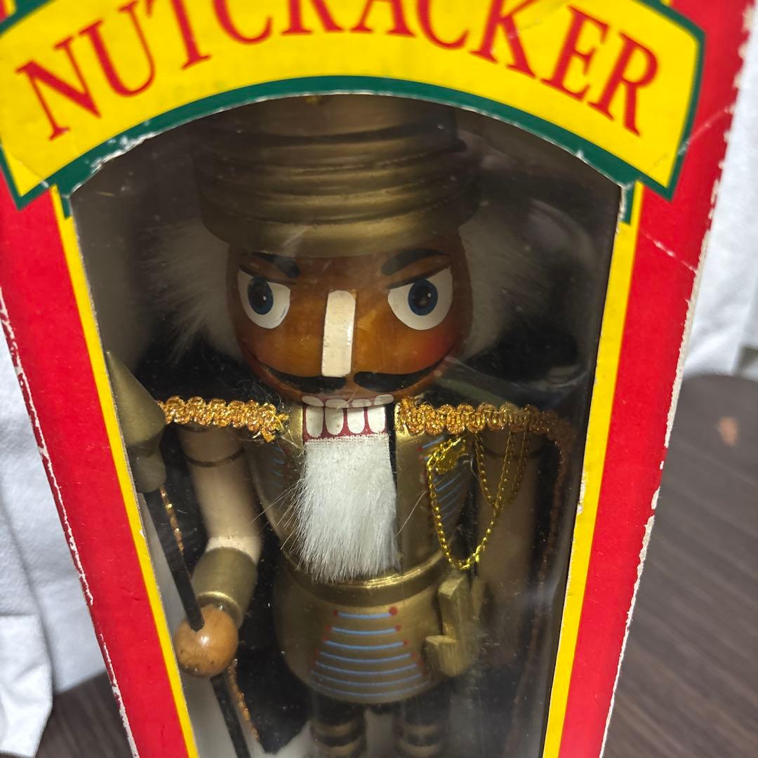 くるみ割り人形　NUTCRACKER　 HAND CRAFTED木製アンティーク