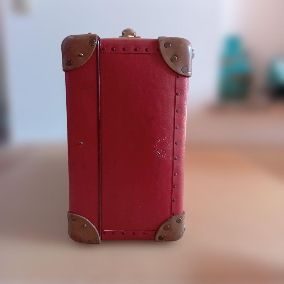 グローブトロッター　トラベルバッグ　ミディアムチェックイン相当　キャスターなし