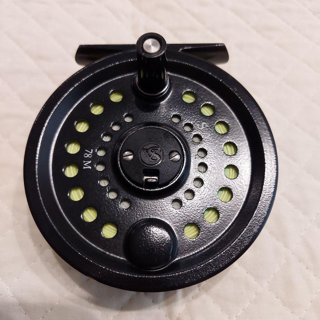 System Two フライリール