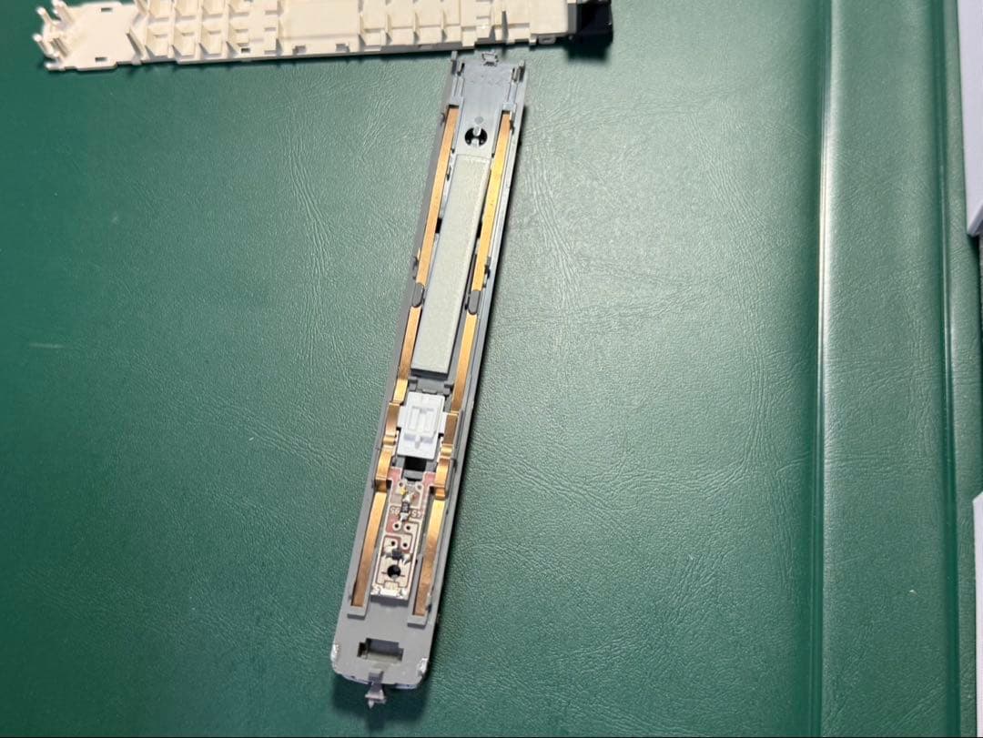 【ジャンク品】 Nゲージ KATO 223系2000番台（旧製品）