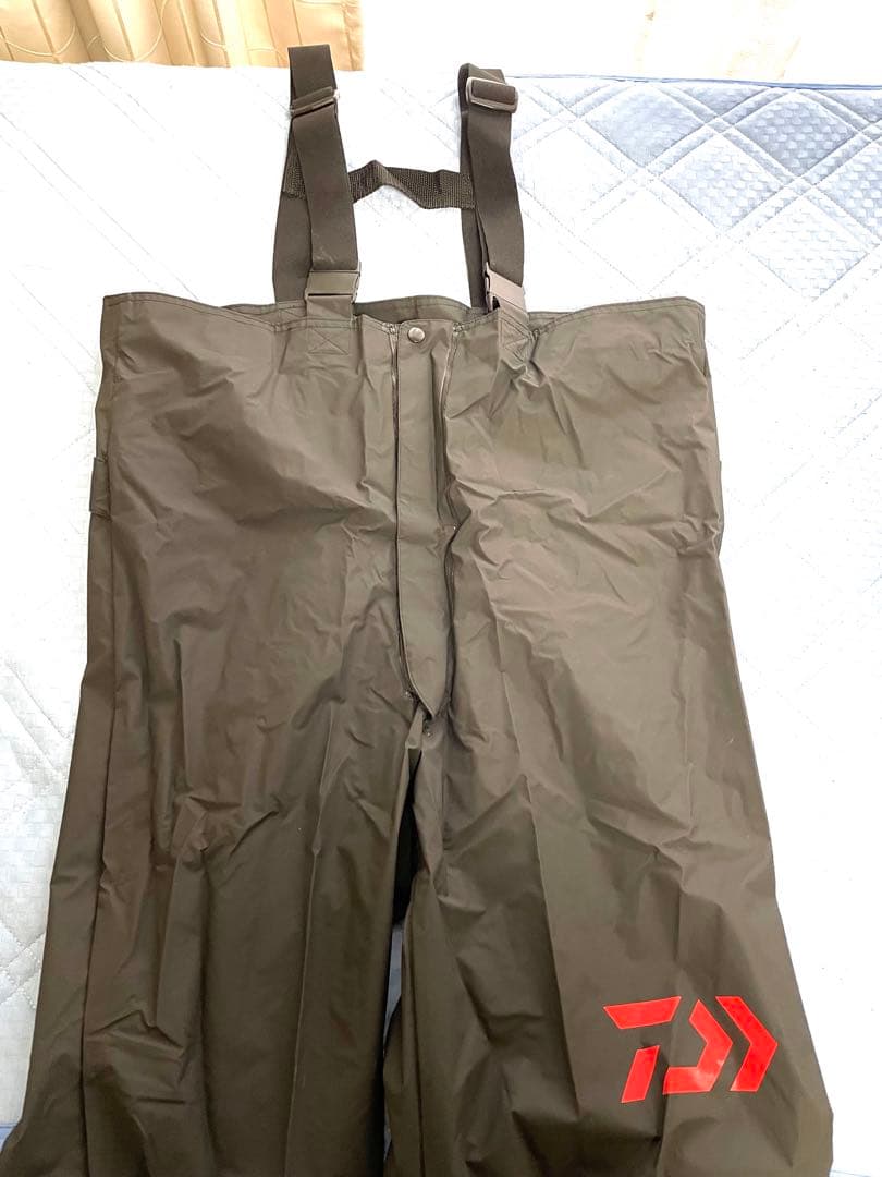 ダイワ　オーシャンサロペットレインスーツDR9008 ブラック　Mサイズ