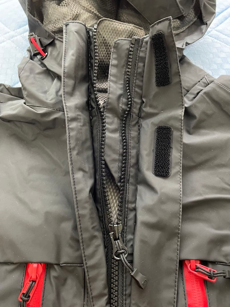 ダイワ　オーシャンサロペットレインスーツDR9008 ブラック　Mサイズ