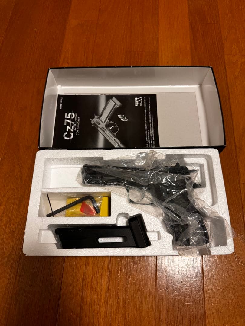 ヨ*ろ様 購入が無かったので再出品　カーボネイト　Cz75 CO2ブローバックエ
