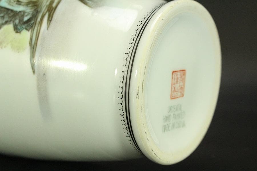 中国美術 景徳鎮 色絵 山水画 題詞紋 瓶 美品 911