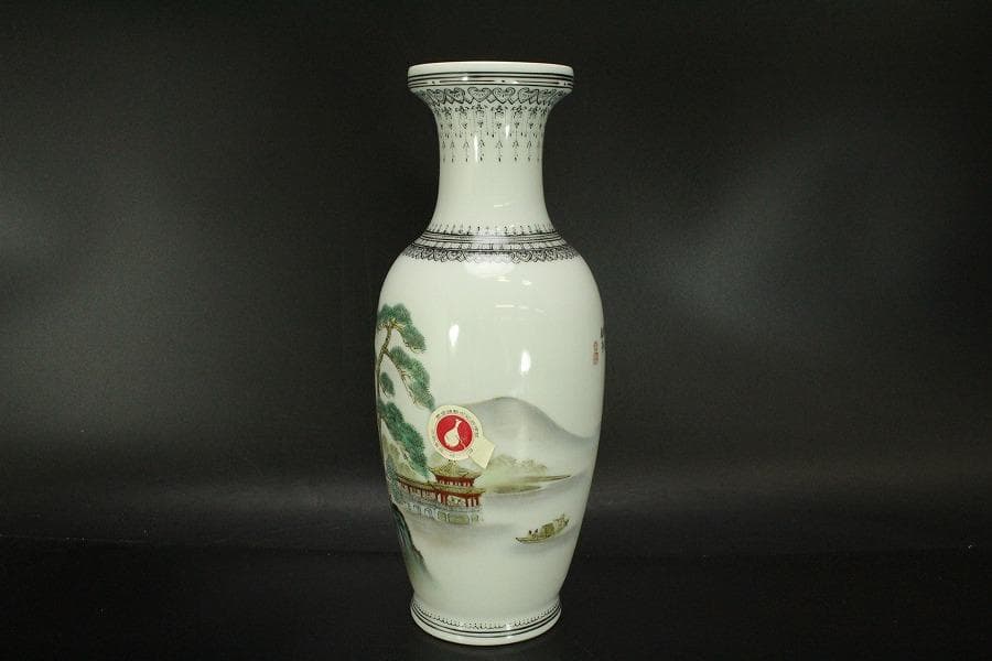 中国美術 景徳鎮 色絵 山水画 題詞紋 瓶 美品 911