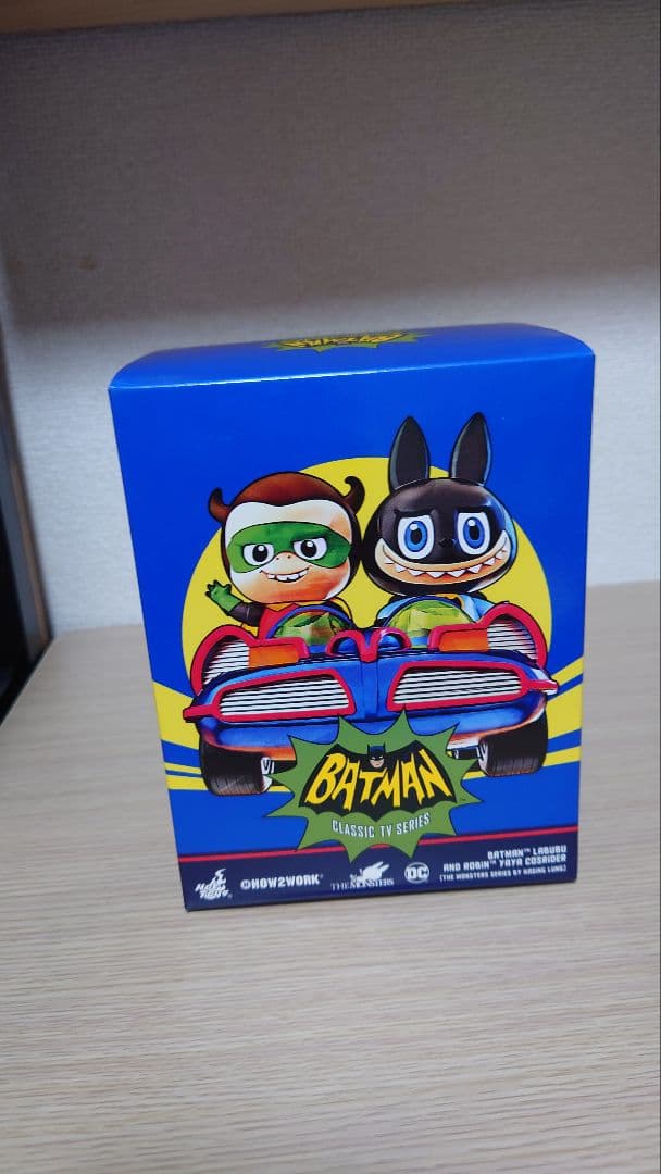 LABUBUバットマンのコスライダーpopmart　新品未開封