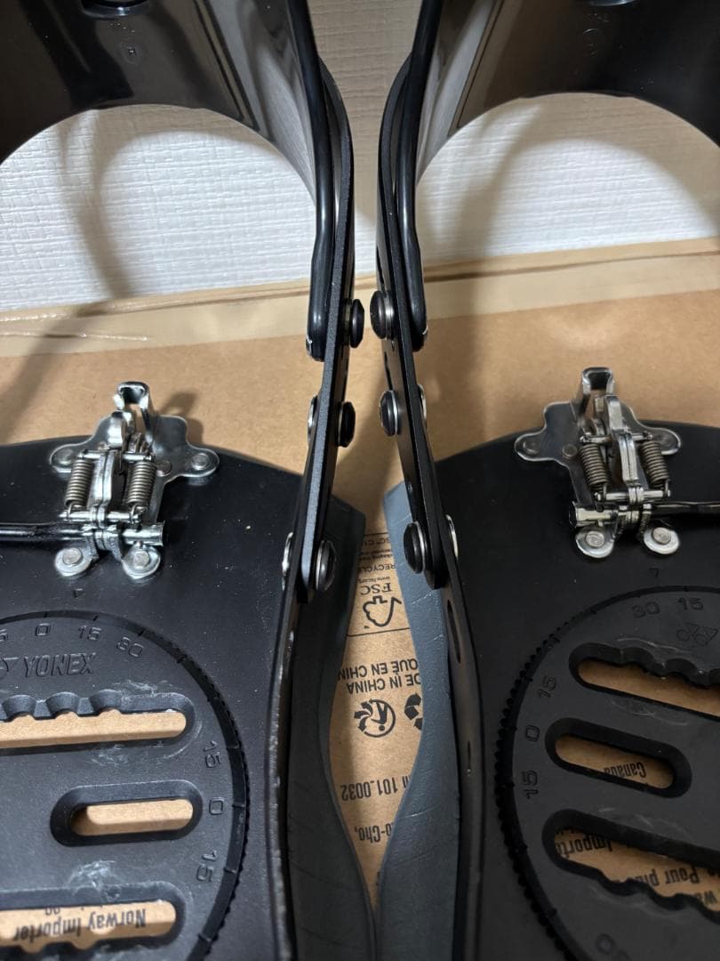 AERIO AB 28cm Accubladeアキュブレード YONEX