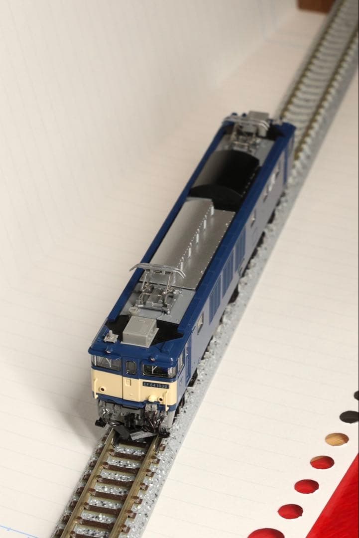 TOMIX 7169 EF64 1000(後期型 復活国鉄色）