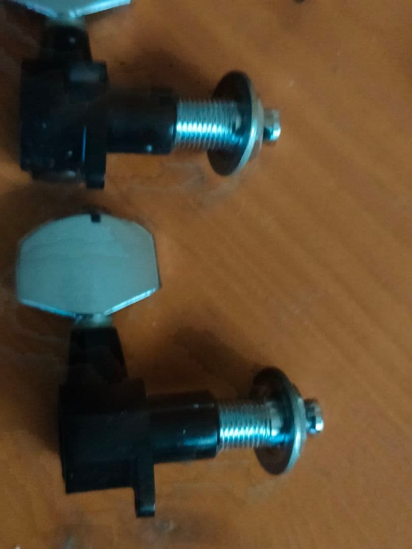 ギター用ペグ 6個セット（3x3）