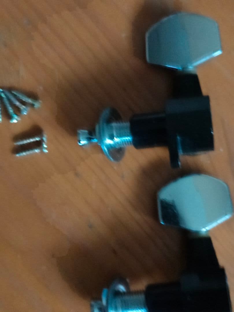 ギター用ペグ 6個セット（3x3）