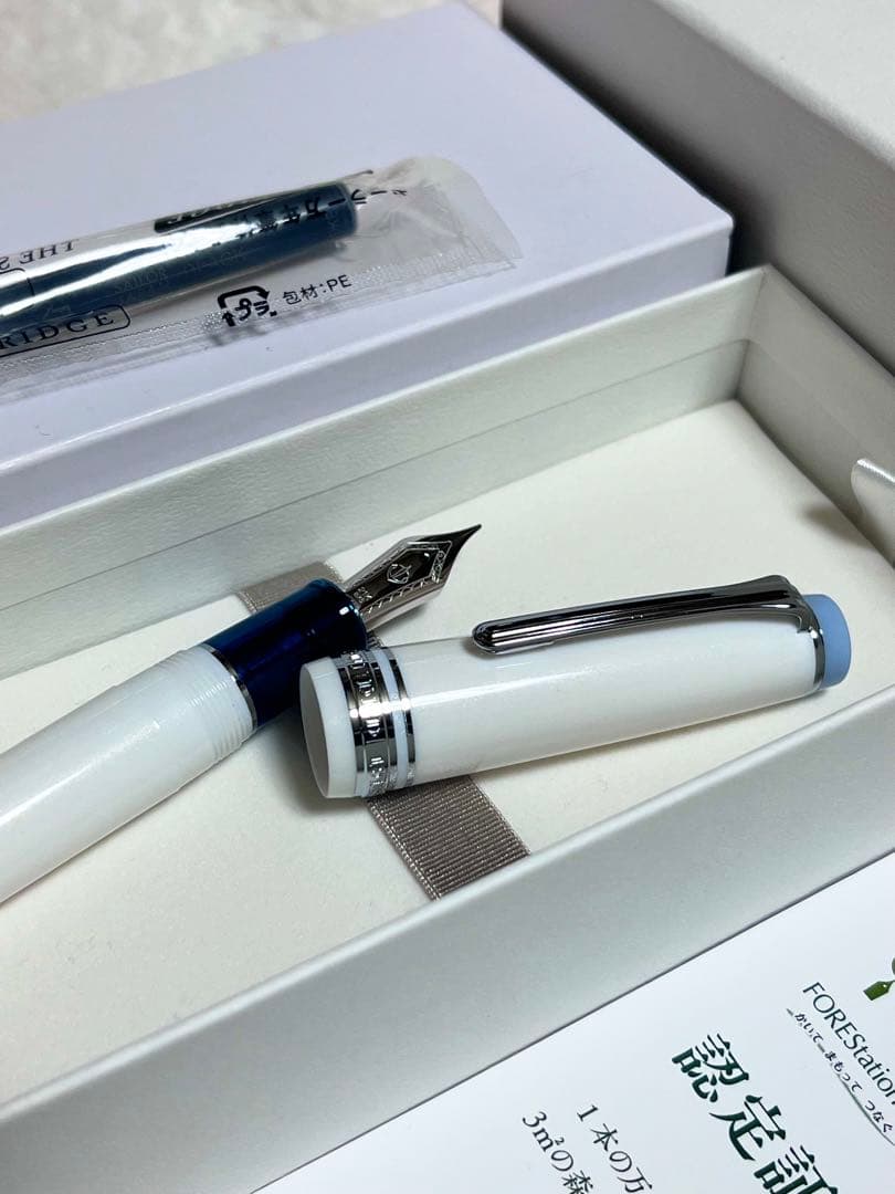 限定 新品未使用 セーラー万年筆 世界のティータイム スリーティアーズ ニブM