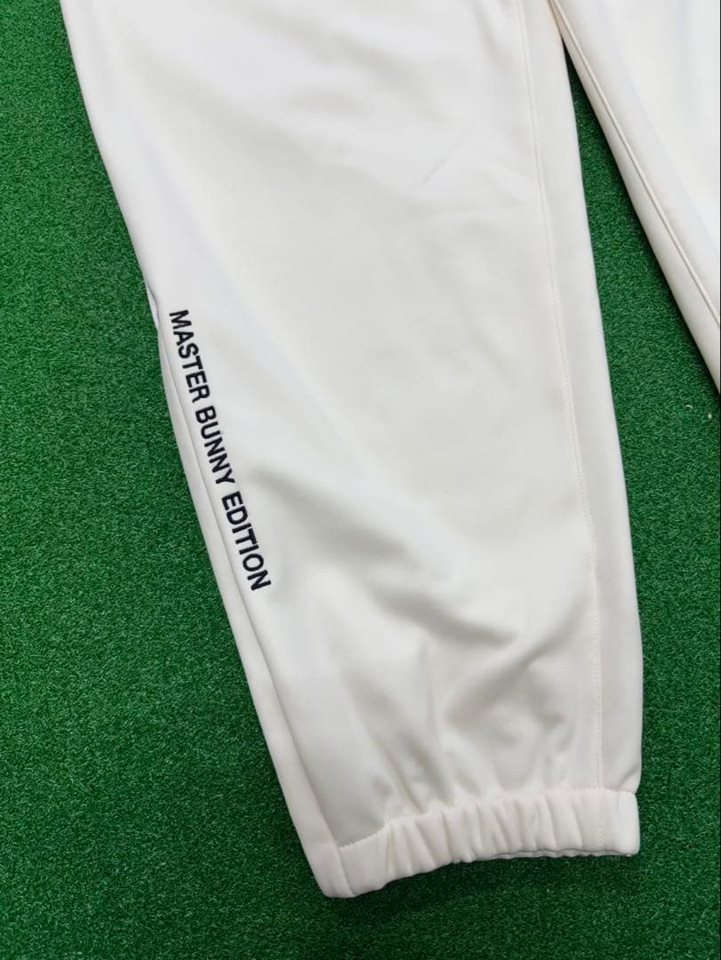 MASTER BUNNY EDITION ゴルフパンツ クリーム系