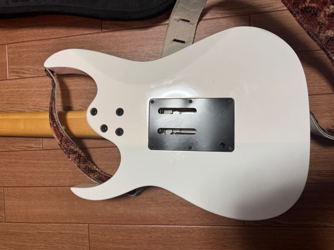 Ibanez RG350 エレキギター ホワイト