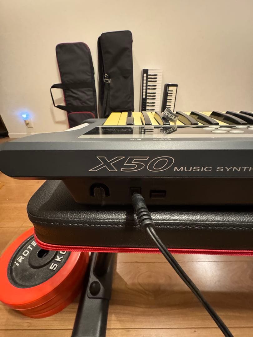 【値下げしました】KORG X50 （完動品・専用ケース付）