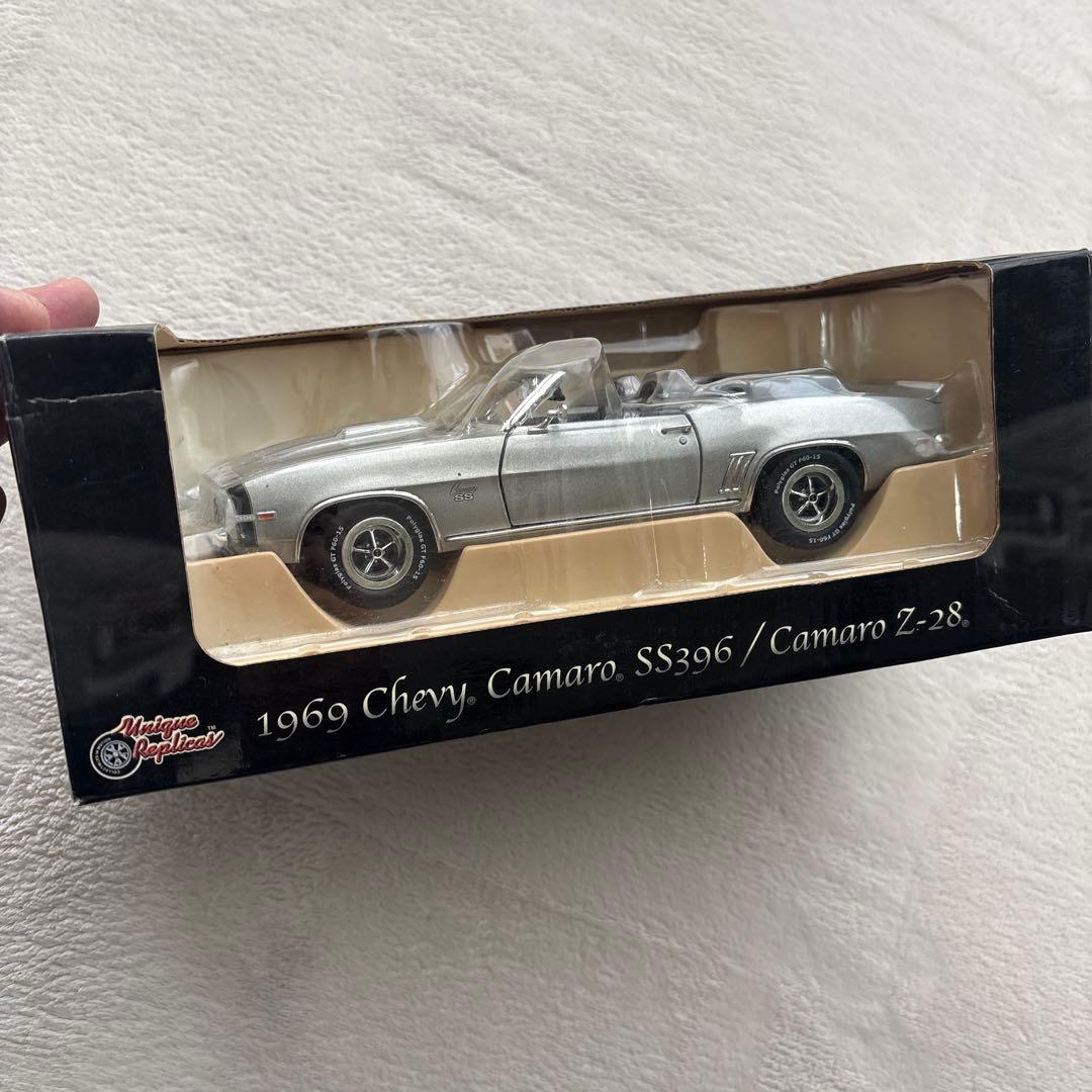 ミニカー 1969 Chevy Camaro SS396 / Camaro Z-28