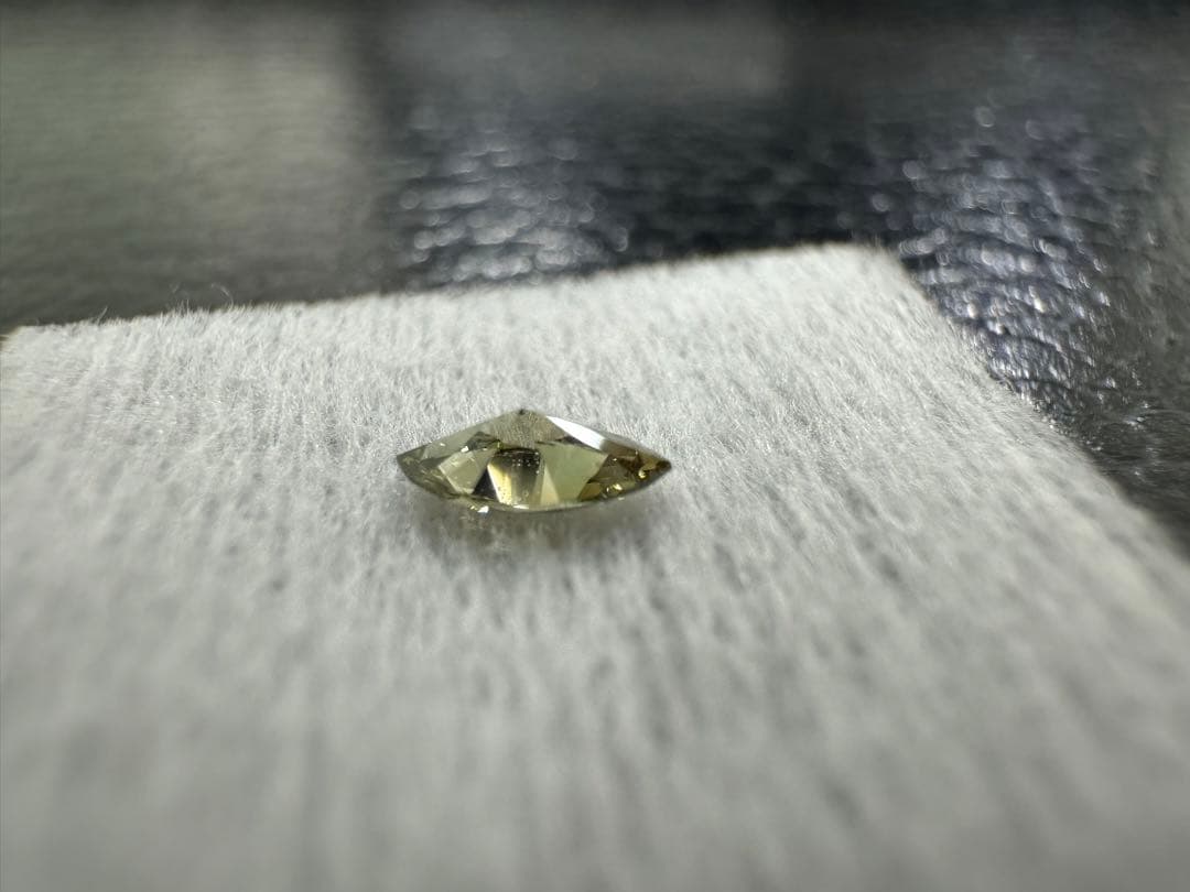 希少石　カメレオンダイヤ　ルース　MQ 0.136ct 変色確認済み　*未使用