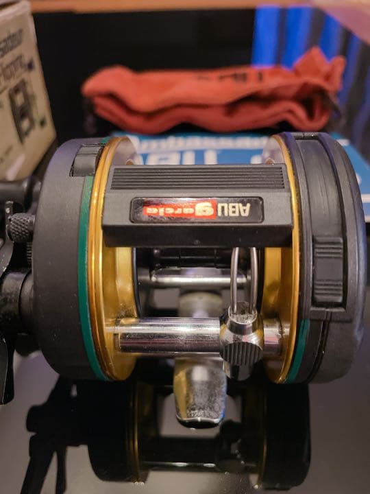 ABU アブガルシア アンバサダー 5600 FL 【新品】