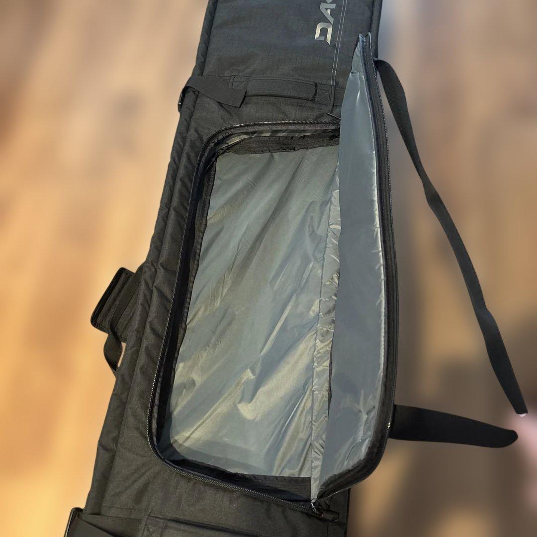 【美品】DAKINE スノーボード・スキーバッグ 175cm キャスター付き