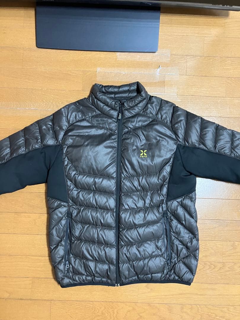 XEFO ダウンジャケット