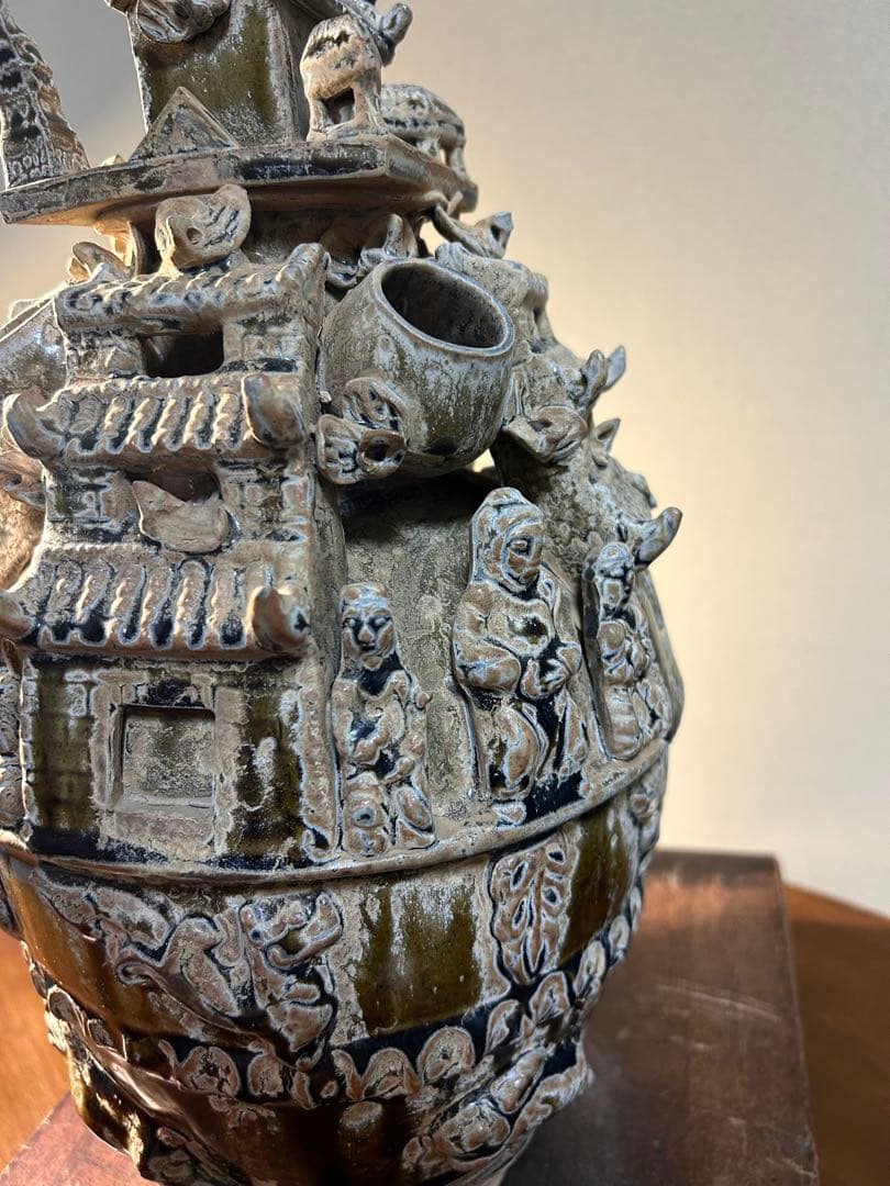 中国骨董　青磁神亭壺(せいじしんていこ) 漢緑釉　三国時代