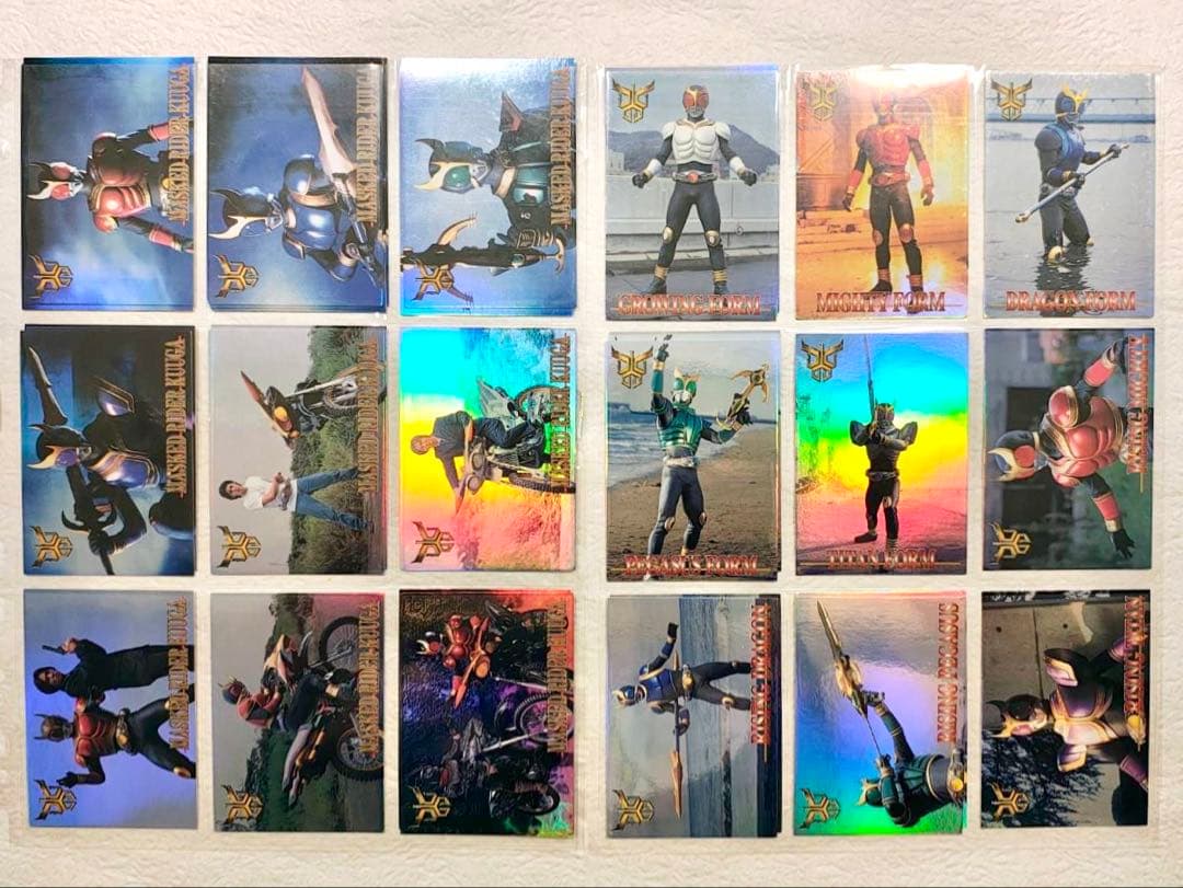 仮面ライダークウガ「トレーディングコレクション バインダー」&カード 228種類