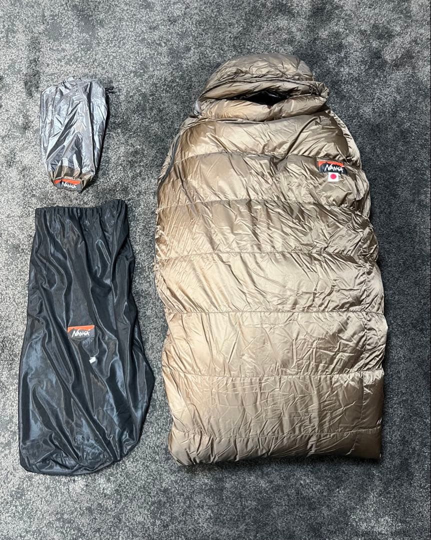 Nanga ナンガ オーロラライト 600dxブラウン寝袋 収納袋付き