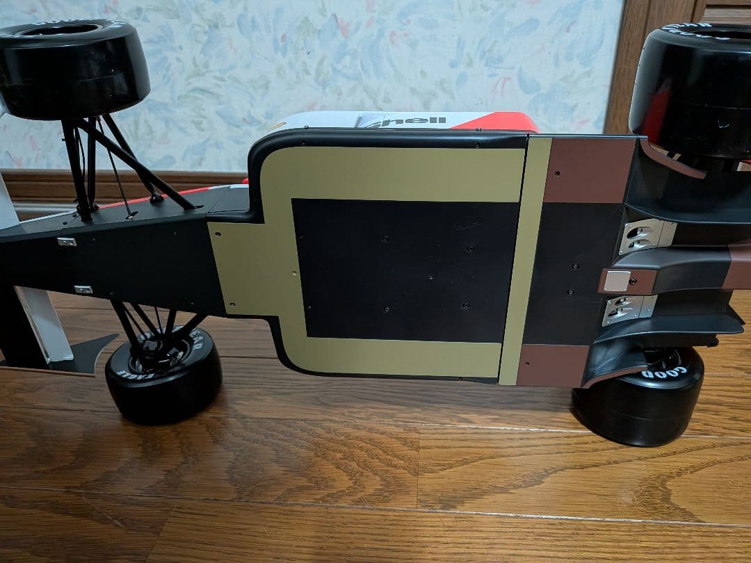 デアゴスティーニ　マクラーレン　MP4/4 アイルトン・セナ